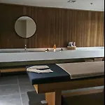 Park By Radisson Center فندق يالوفا