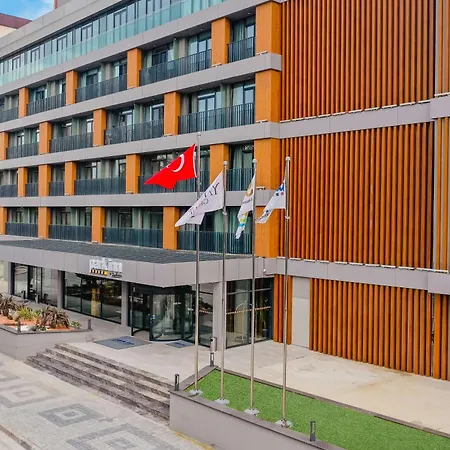 Park By Radisson Yalova Center Hotel 4*