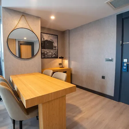 Park By Radisson Yalova Center Hotel 4*