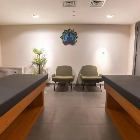 Park By Radisson Center 4*